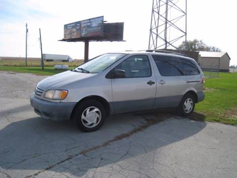 2002 Toyota Sienna for sale at BEST CAR MARKET INC in Mc Lean IL